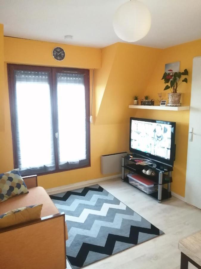 Appartement à 50 m de la plage avec WIFI et Netflix Villers-sur-Mer Extérieur photo